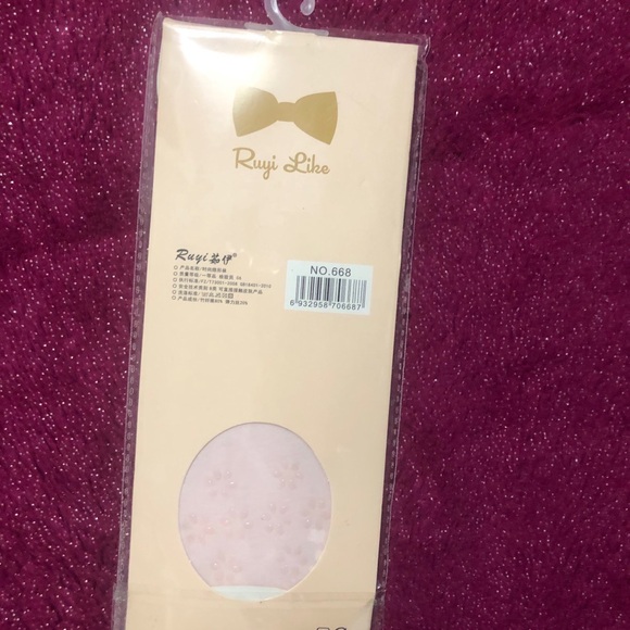 Pink Lace No-Show Socks - Picture 3 of 3